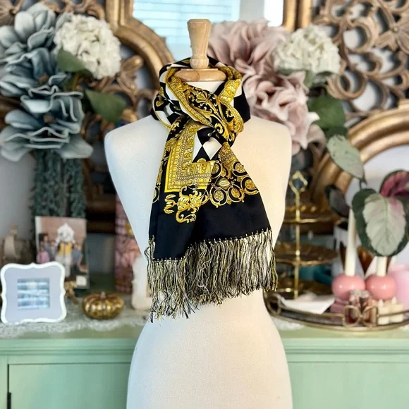 Versace Silk Scarf w Box - Picture 3 of 8